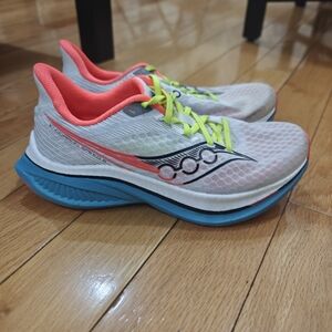 Saucony Womens Endorphin Speed 5 S11007-97 White Running Shoes Sneakers Size 9.5